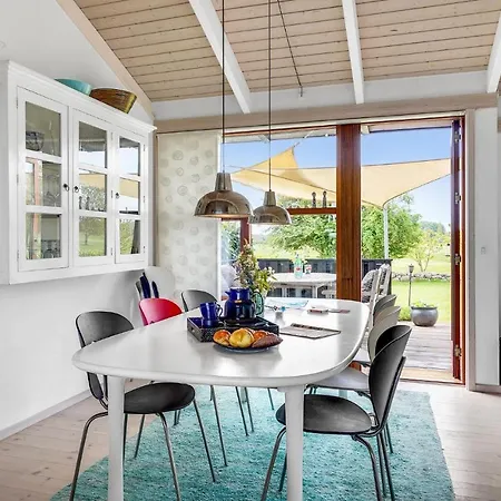 Nyaraló Smorblomstvaenget X Nordenbro Vesteregn