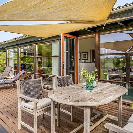 Nyaraló Smorblomstvaenget X Nordenbro Vesteregn