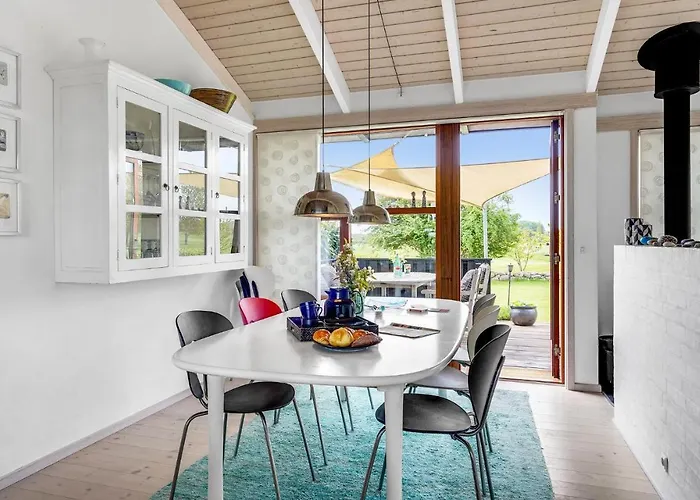 Semesterbostad Smorblomstvaenget X Nordenbro Vesteregn