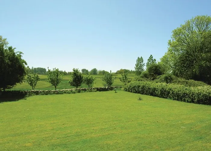 Semesterbostad Smorblomstvaenget X